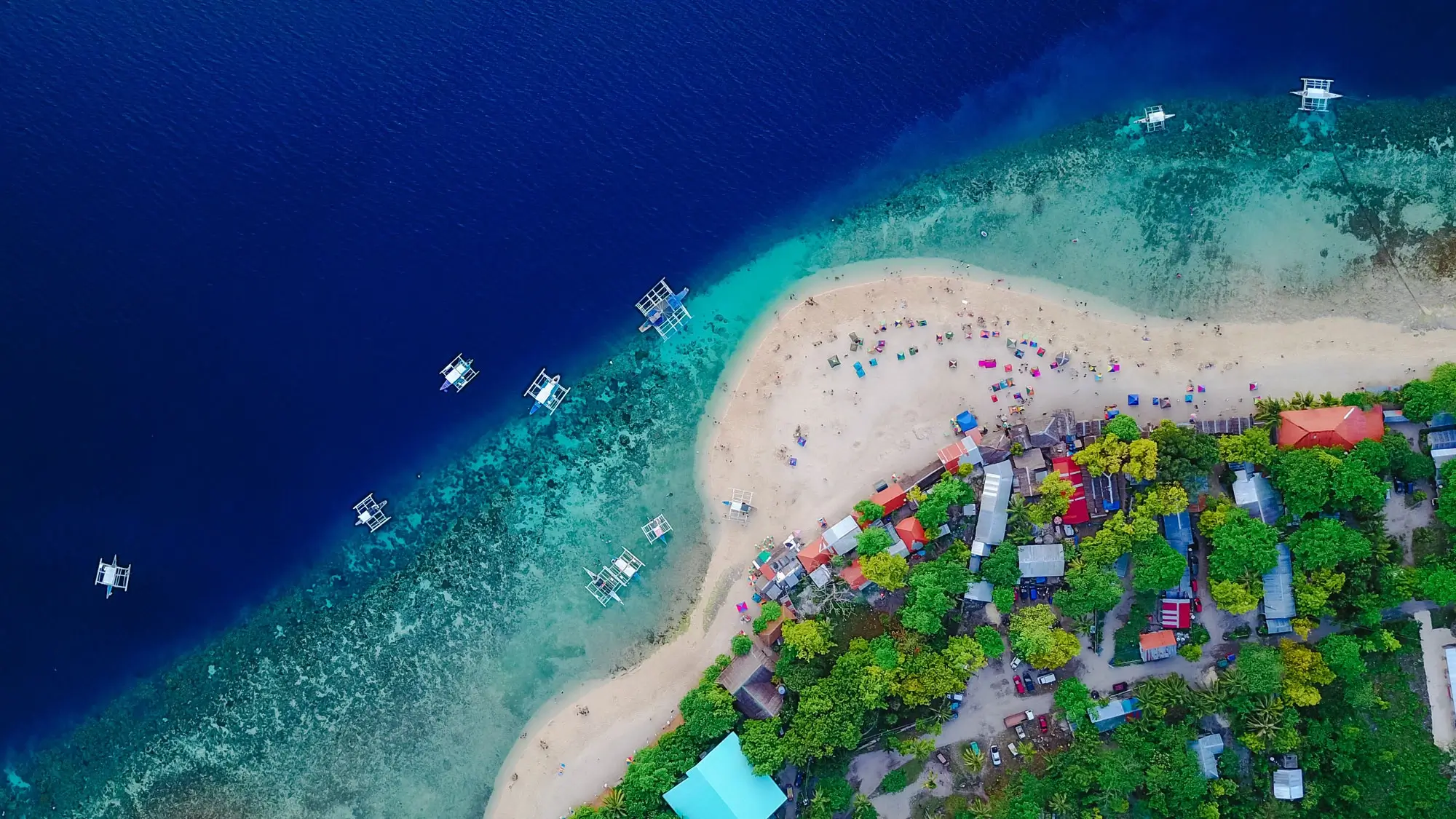 Travelonn international and domestic holiday packages with beautiful travel destinations
