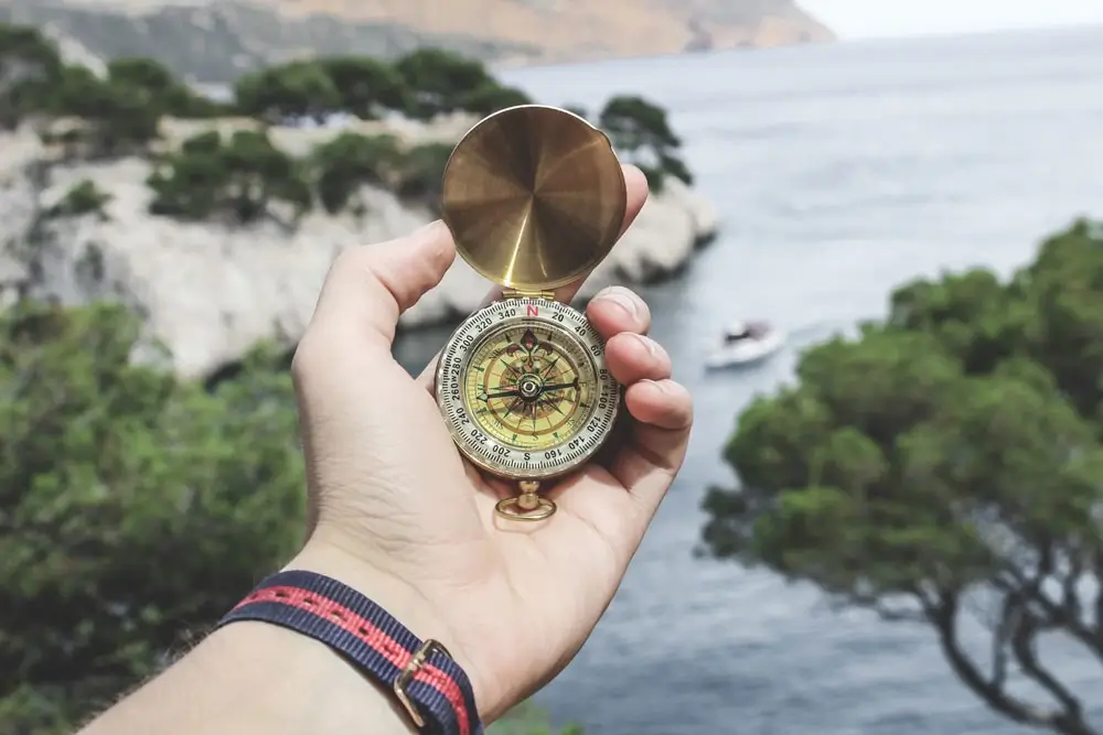 Dedicated travel assistance for itinerary planning and bookings